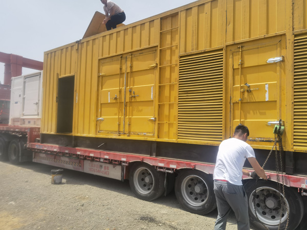 邱县除了负载情况和发动机维护,还有哪些因素会影响 200kw 柴油发电机的油耗?
